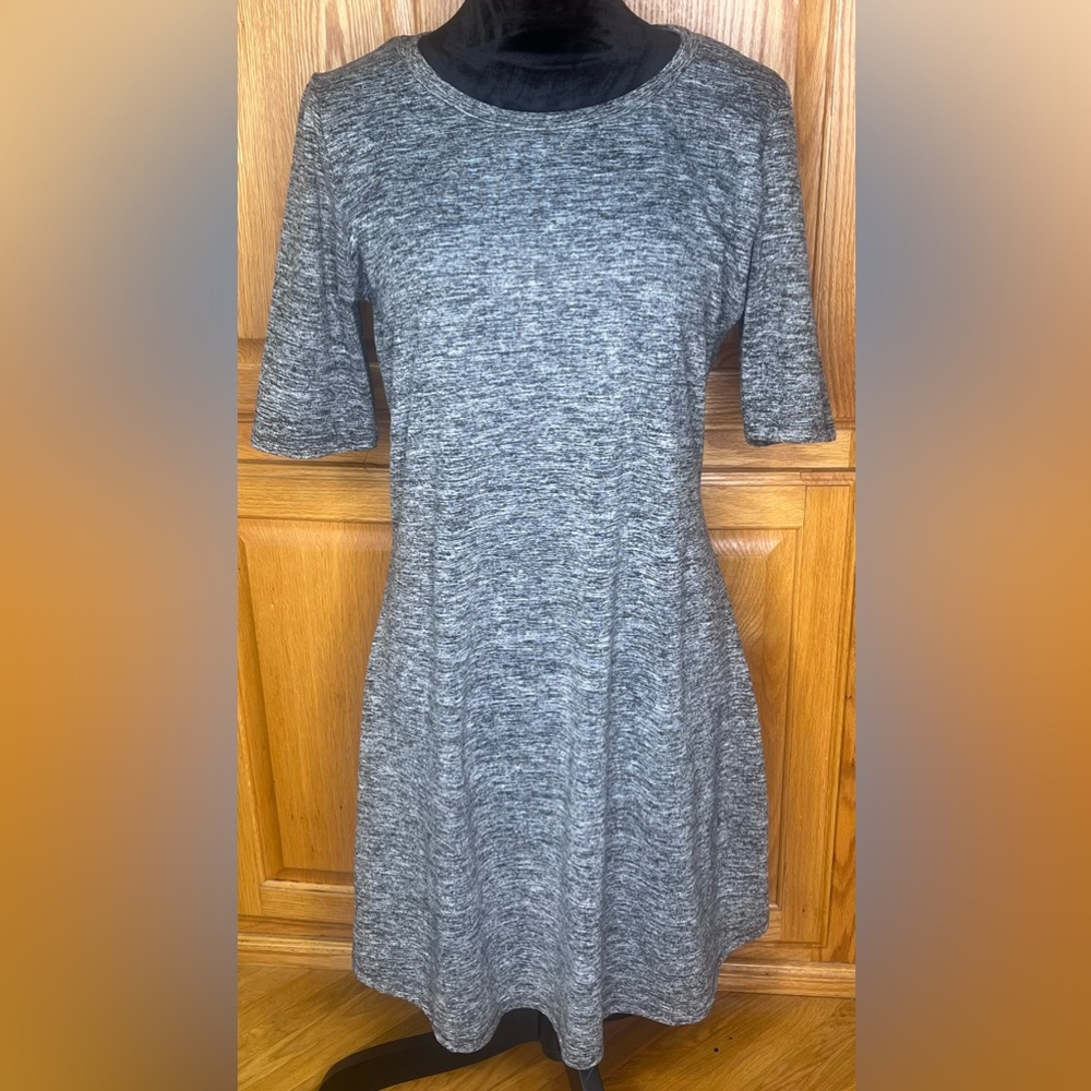 The Limited Stretch Fit‎ & Flare Half Sleeve Soft Marled Gray Dress Size Medium